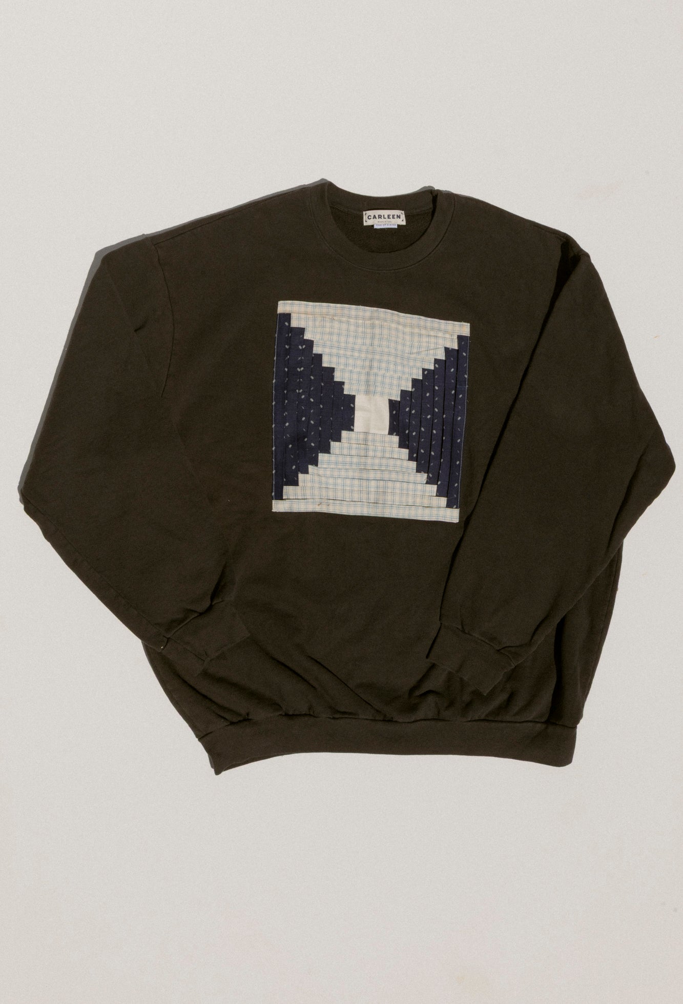 Log Cabin Sweatshirt - XXLarge