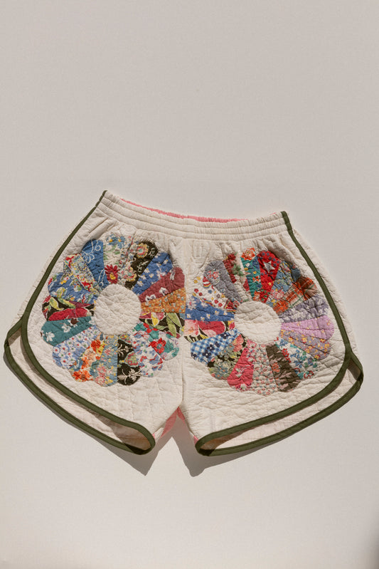 Quilt Track Shorts - Dresden Plate  (XLarge)
