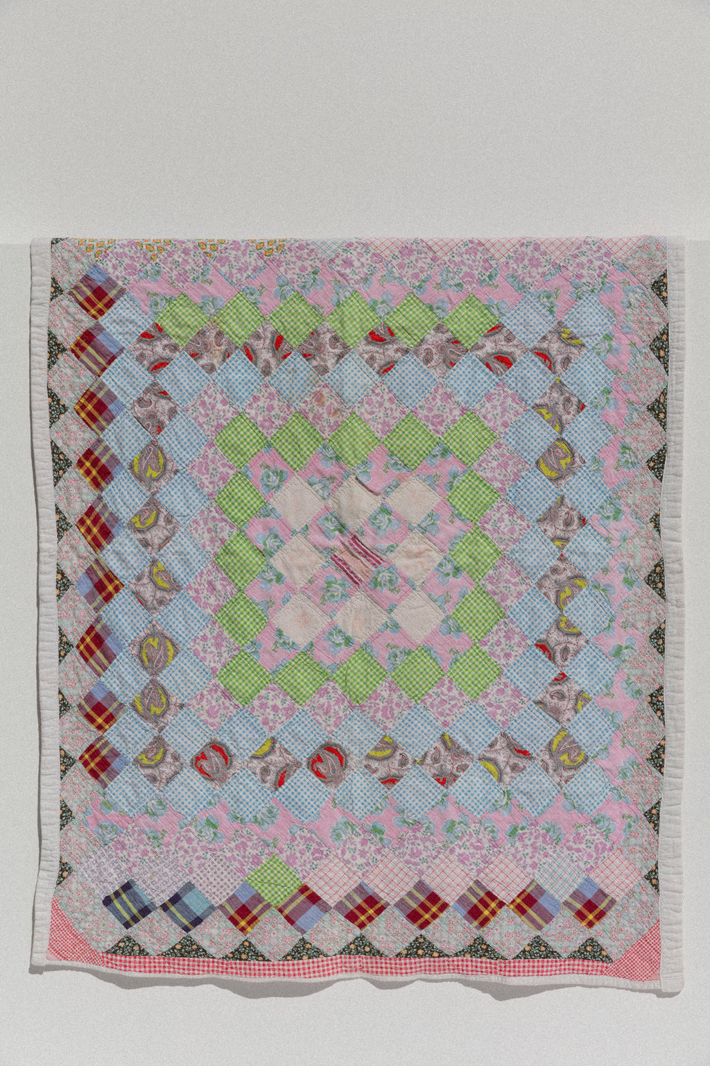 Vintage Baby Quilt - Around The World