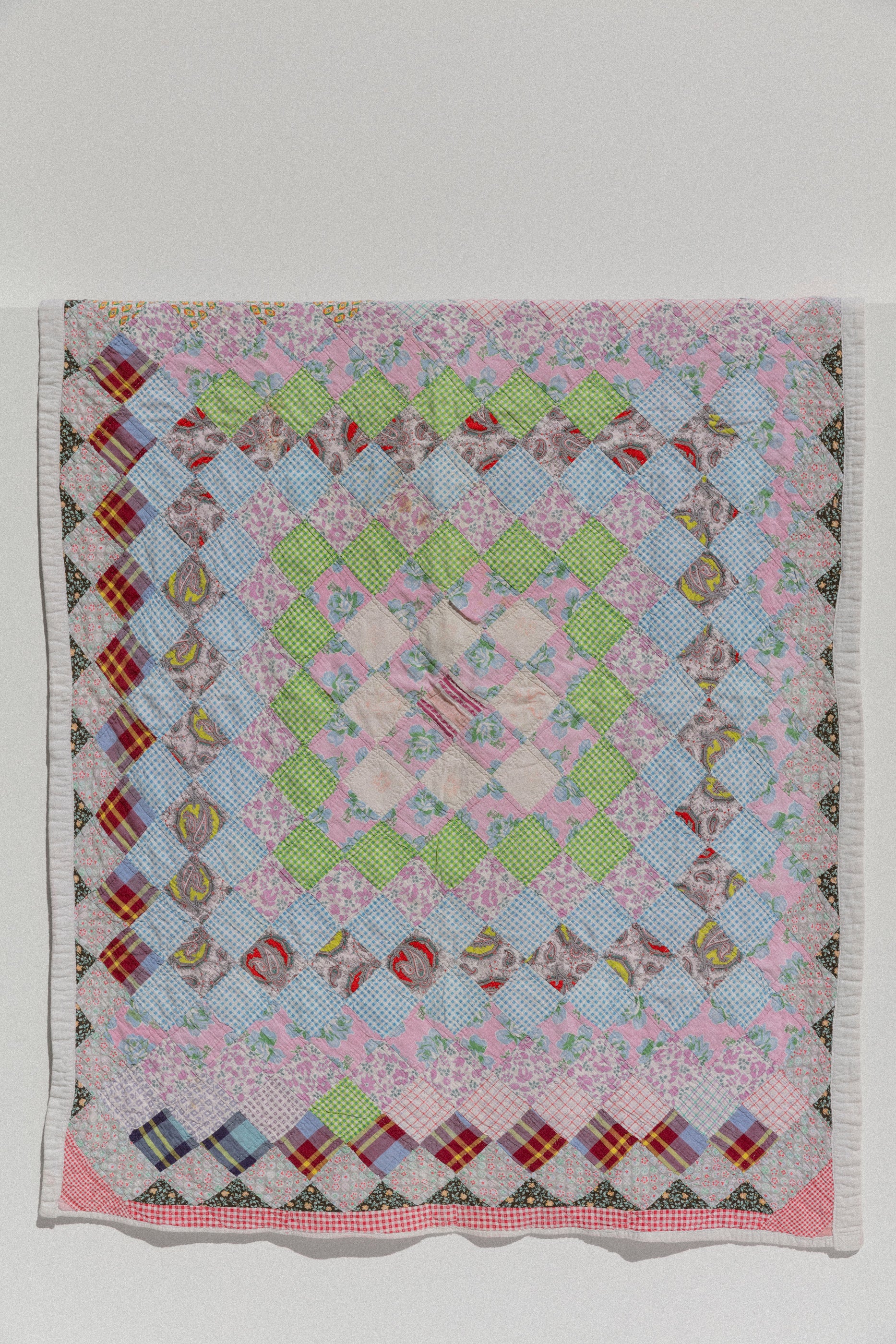 Vintage Baby Quilt - Around The World