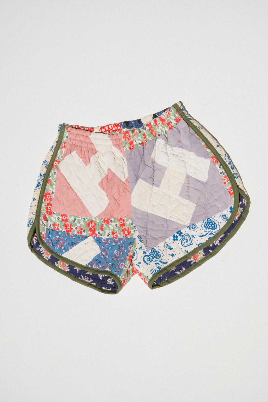 Quilt Track Shorts - Small (H Block)