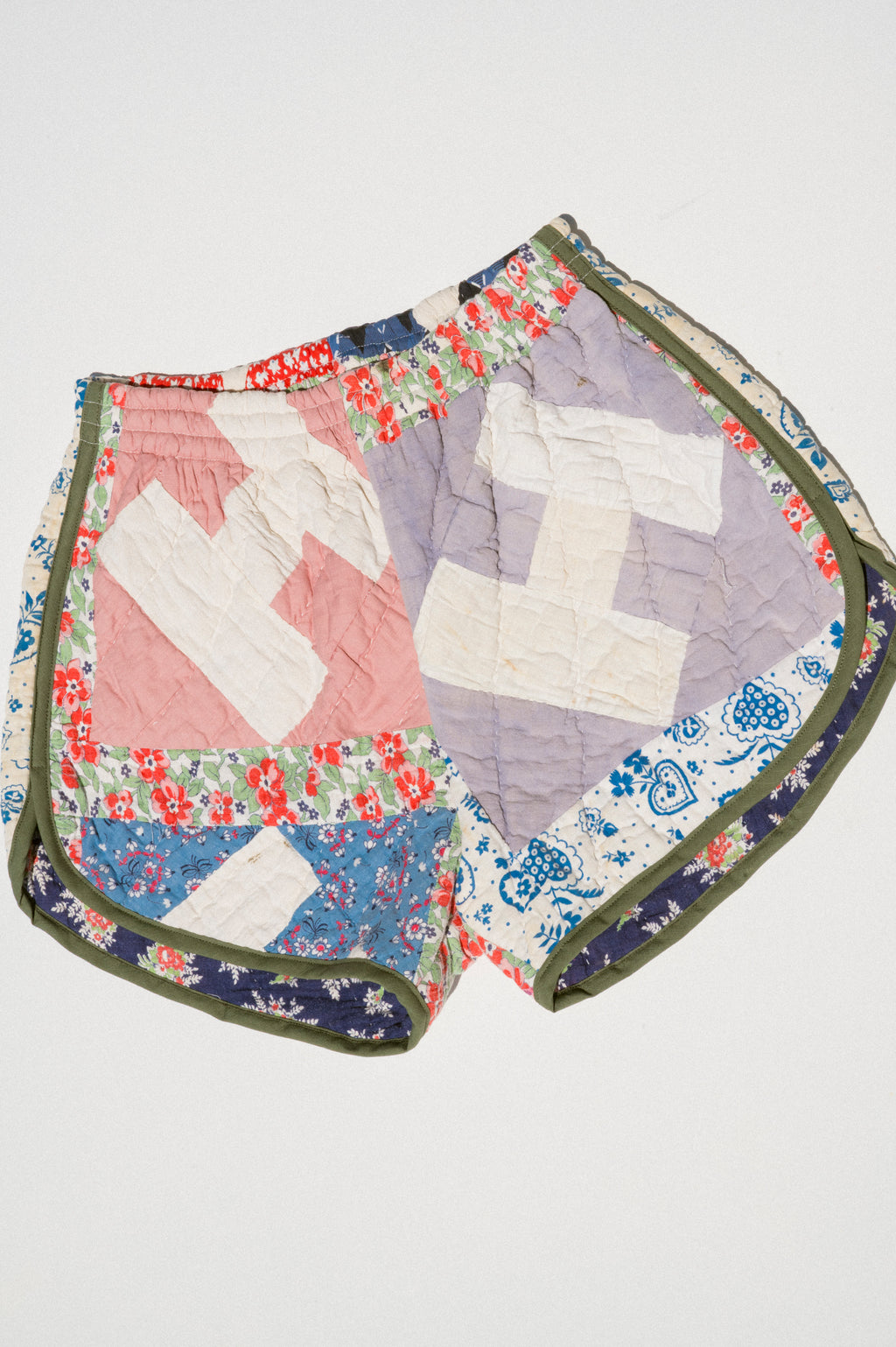 Quilt Track Shorts - Small (H Block)