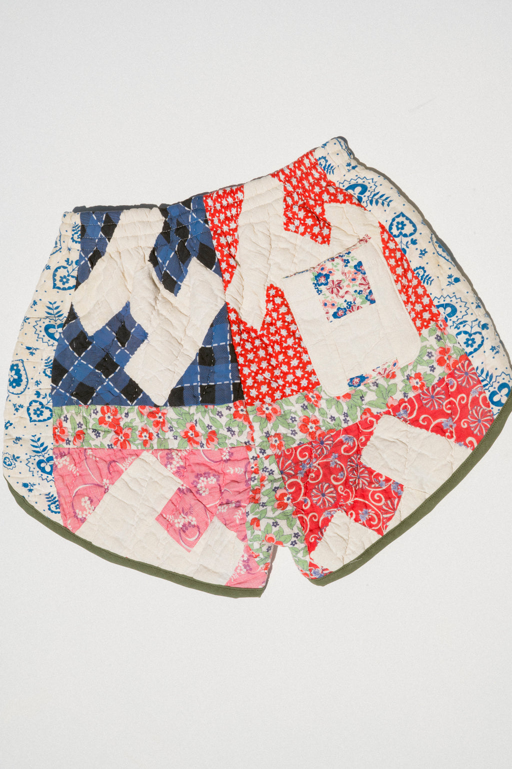 Quilt Track Shorts - Small (H Block)