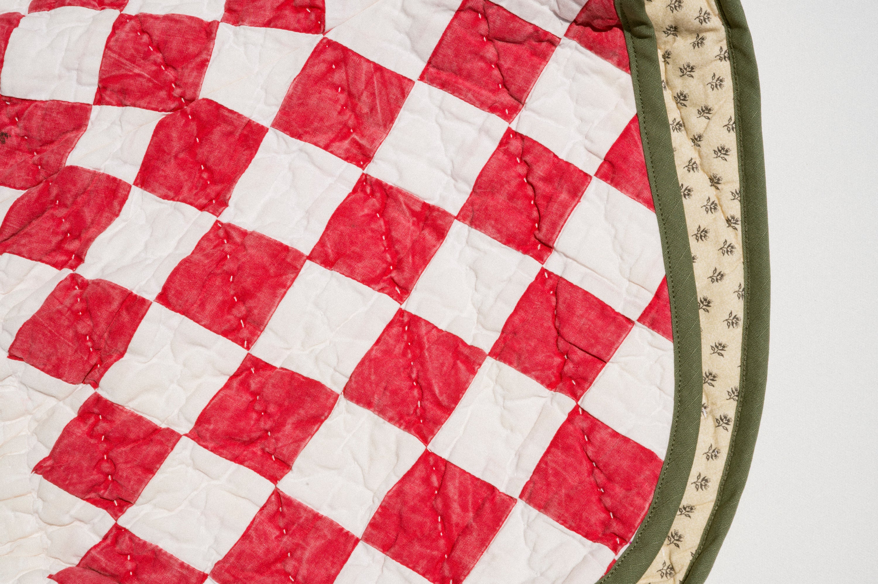 Quilt Track Shorts - Medium (Red Check)