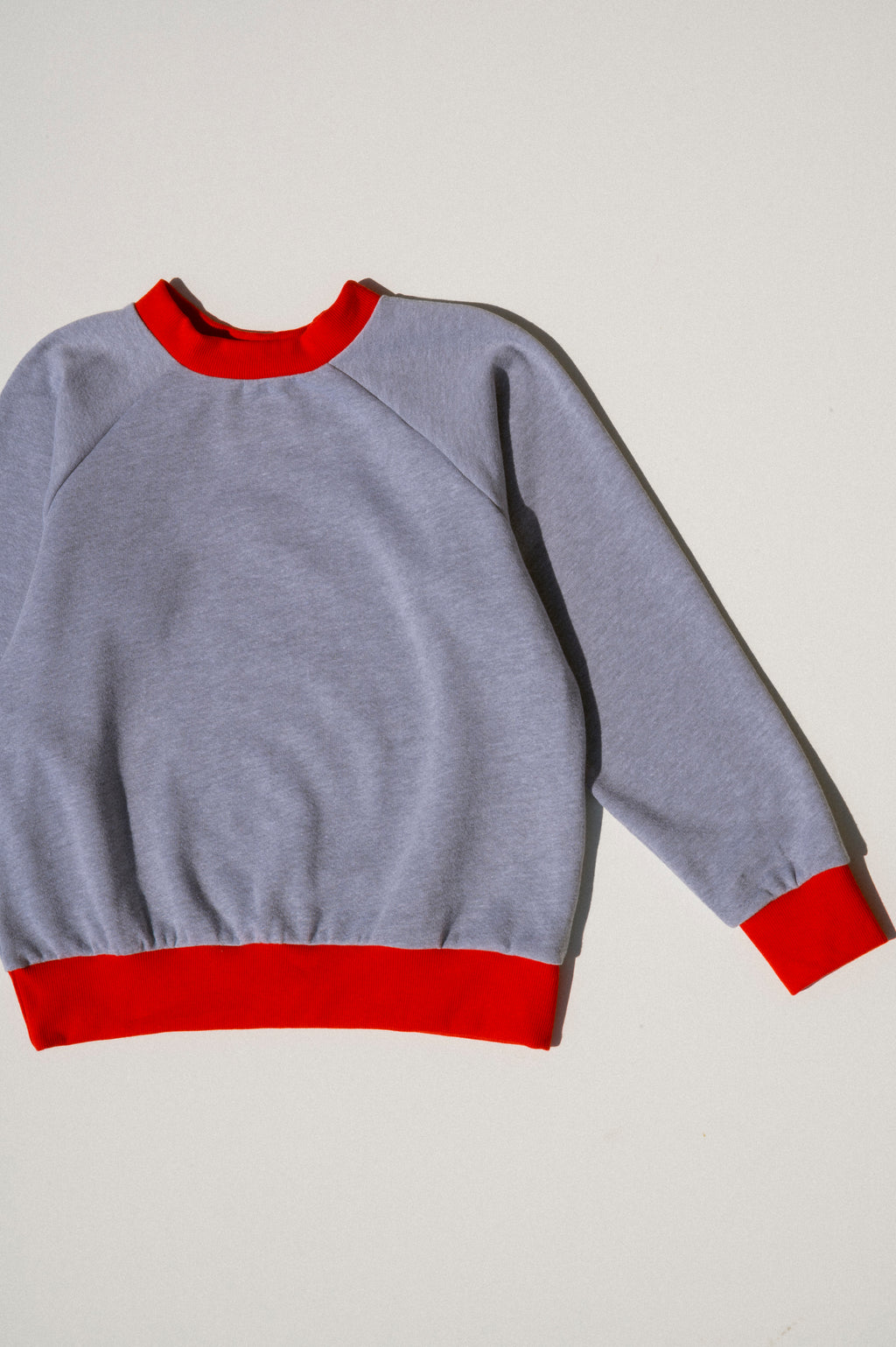 Rory Sweatshirt - Grey/Red