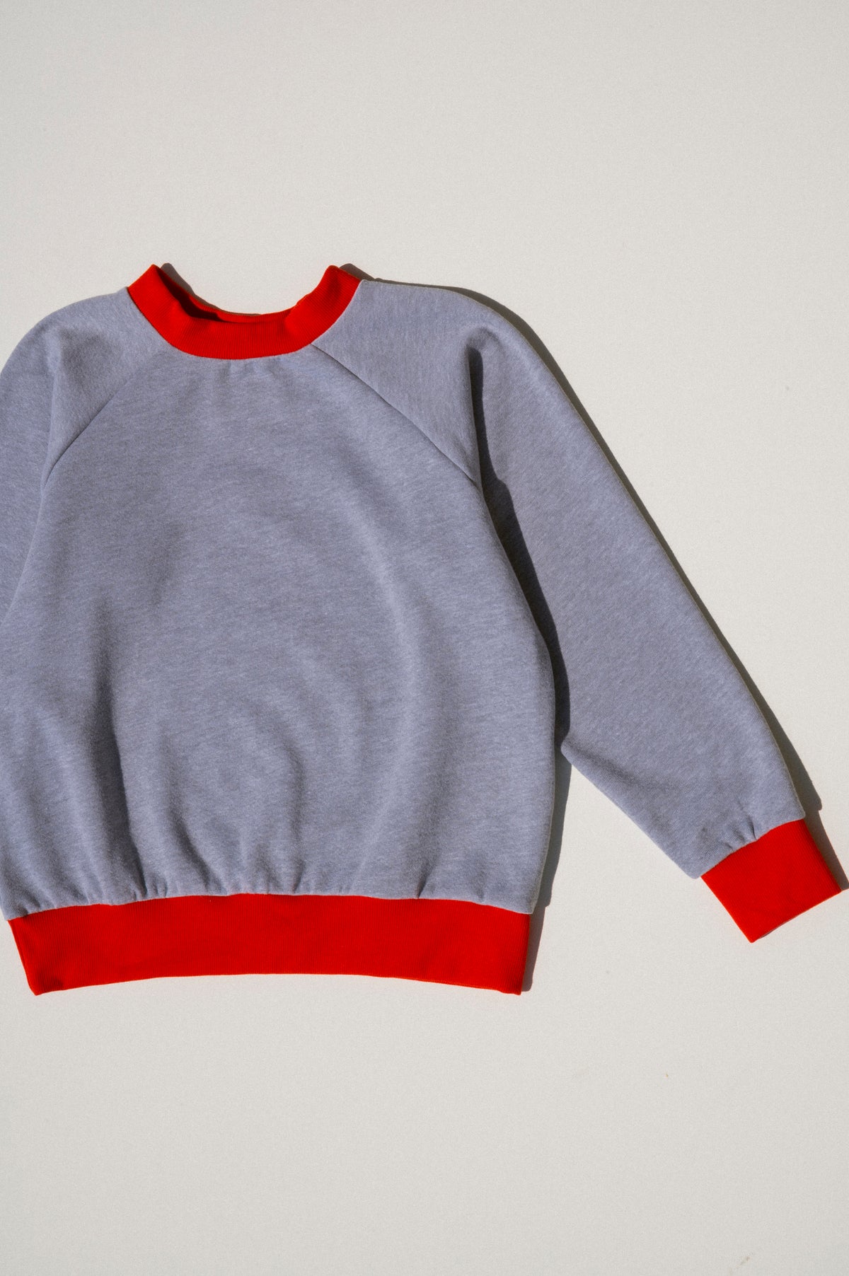 Rory Sweatshirt - Grey/Red