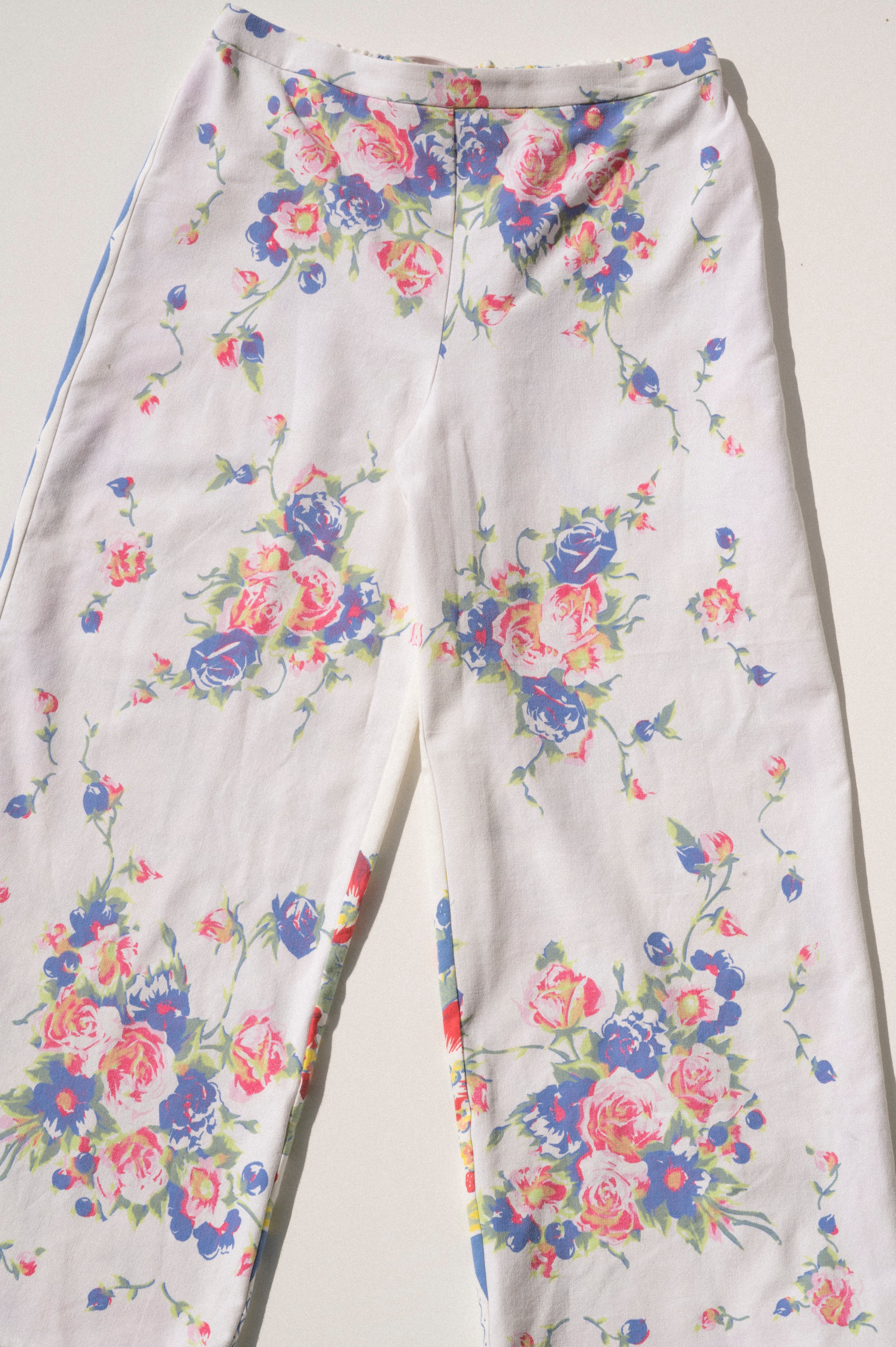 Scout Tie-Back Pant - Roses/Fruit (XL)