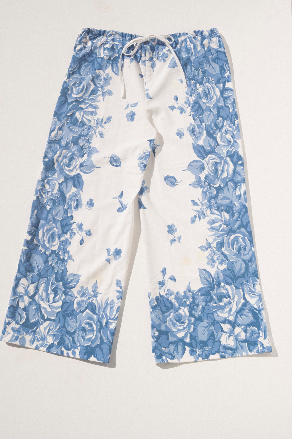 Scout Tie-Back Pant - Red Border/Delft (XL)