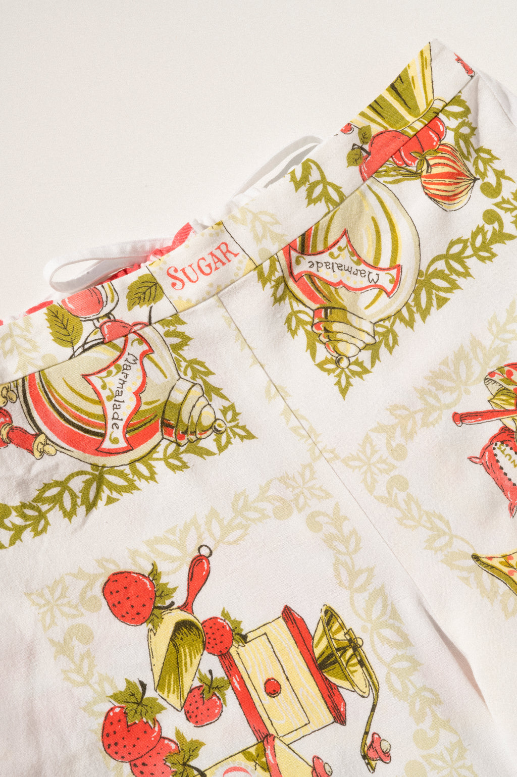 Scout Tie-Back Pant - Sugar/Fruit (L)