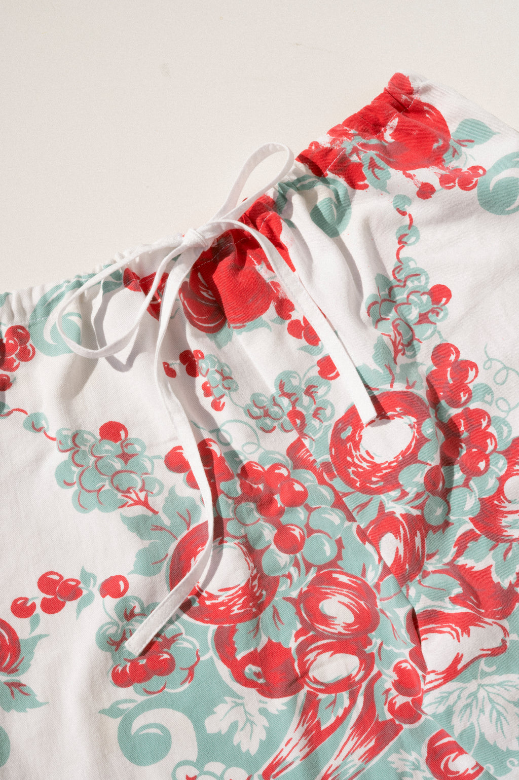 Scout Tie-Back Pant - Sugar/Fruit (L)