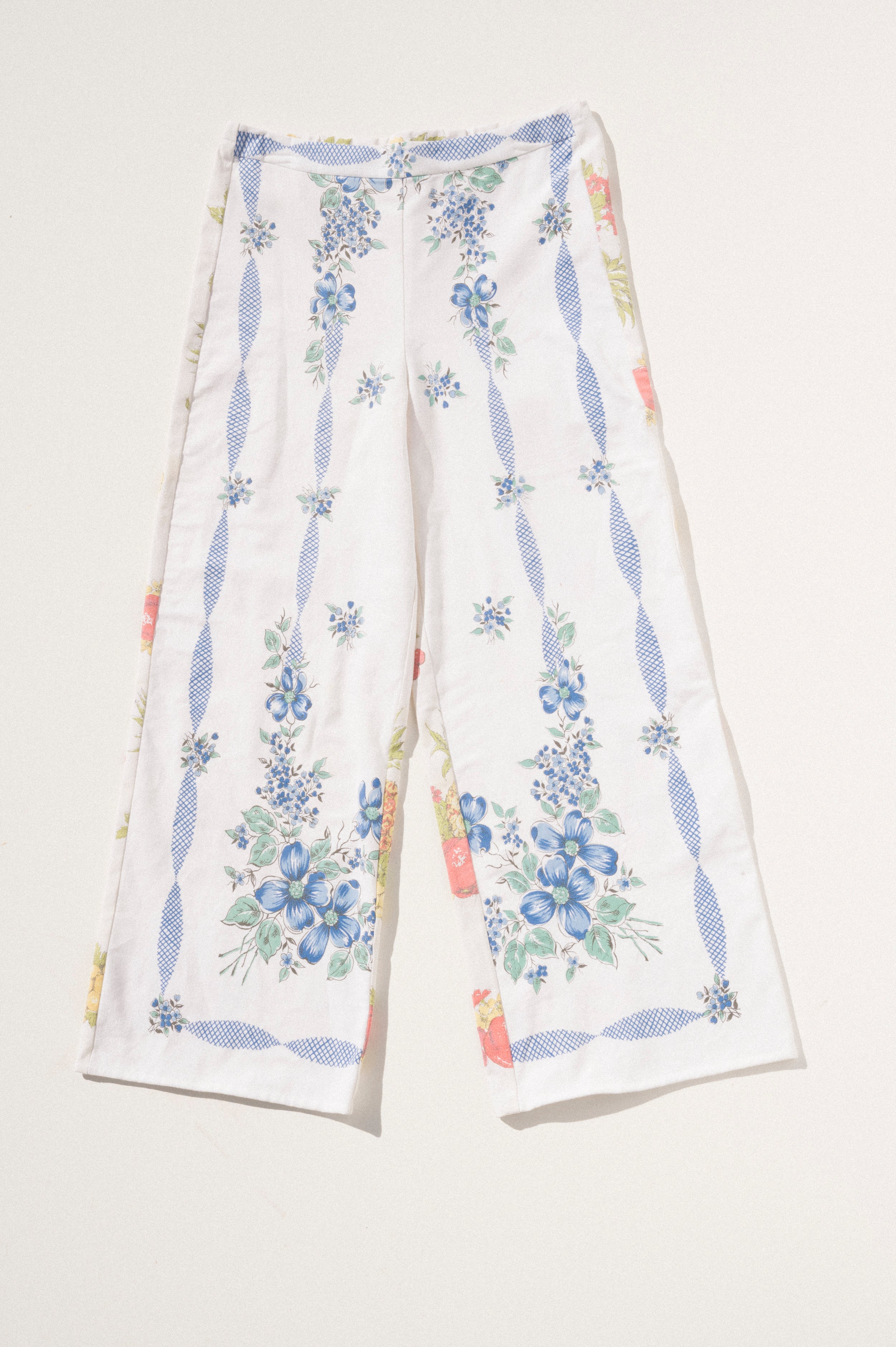 Scout Tie-Back Pant - Ribbon/Fruit (XS)