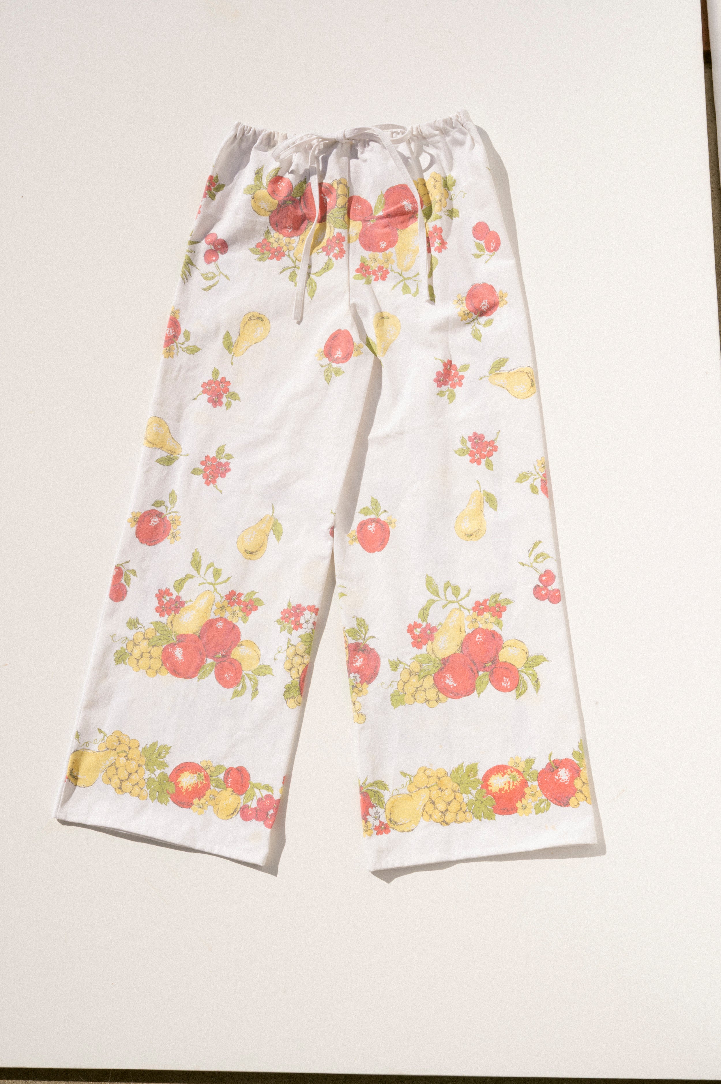 Scout Tie-Back Pant - Ribbon/Fruit (XS)
