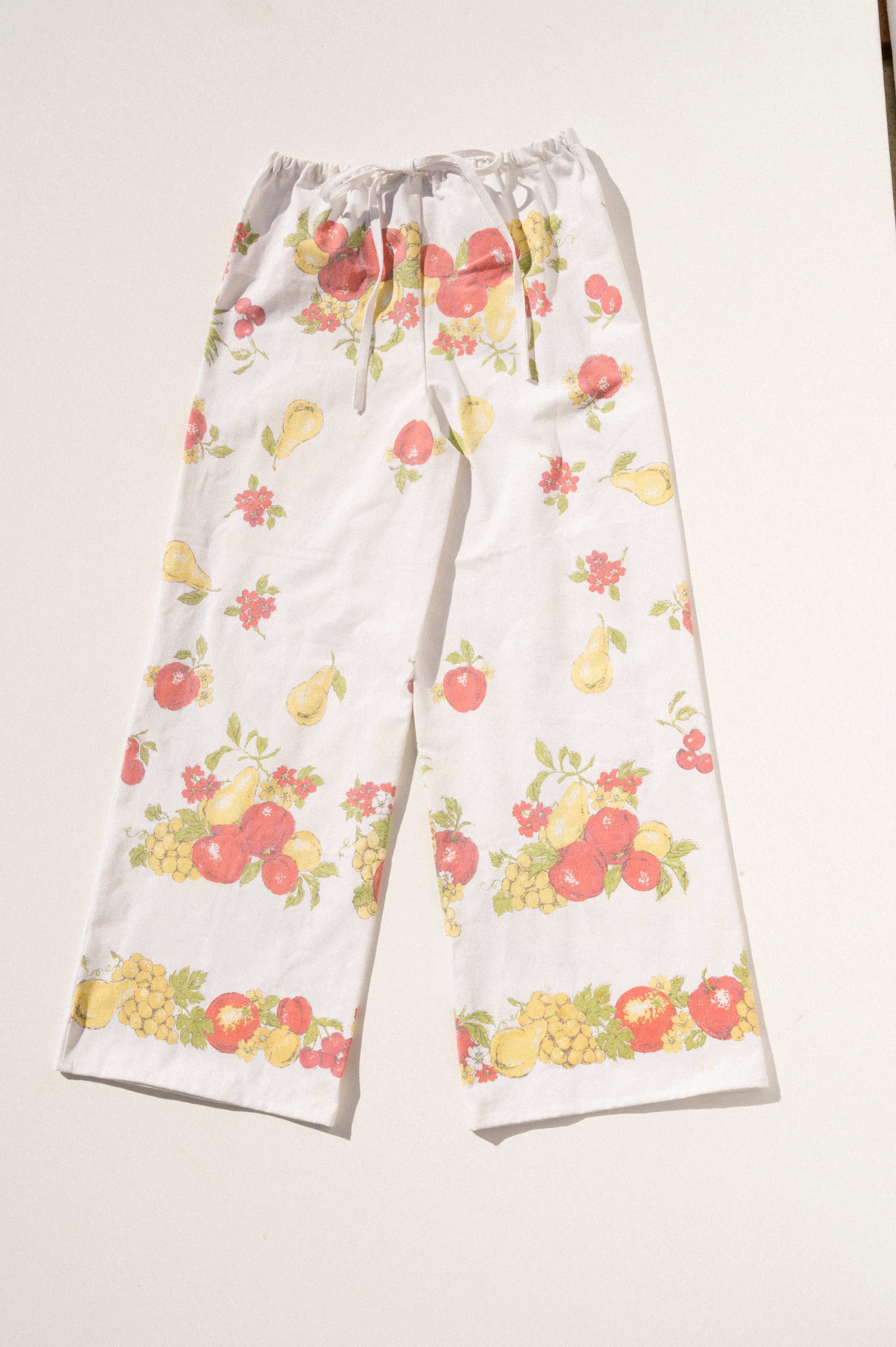 Scout Tie-Back Pant - Ribbon/Fruit (XS)
