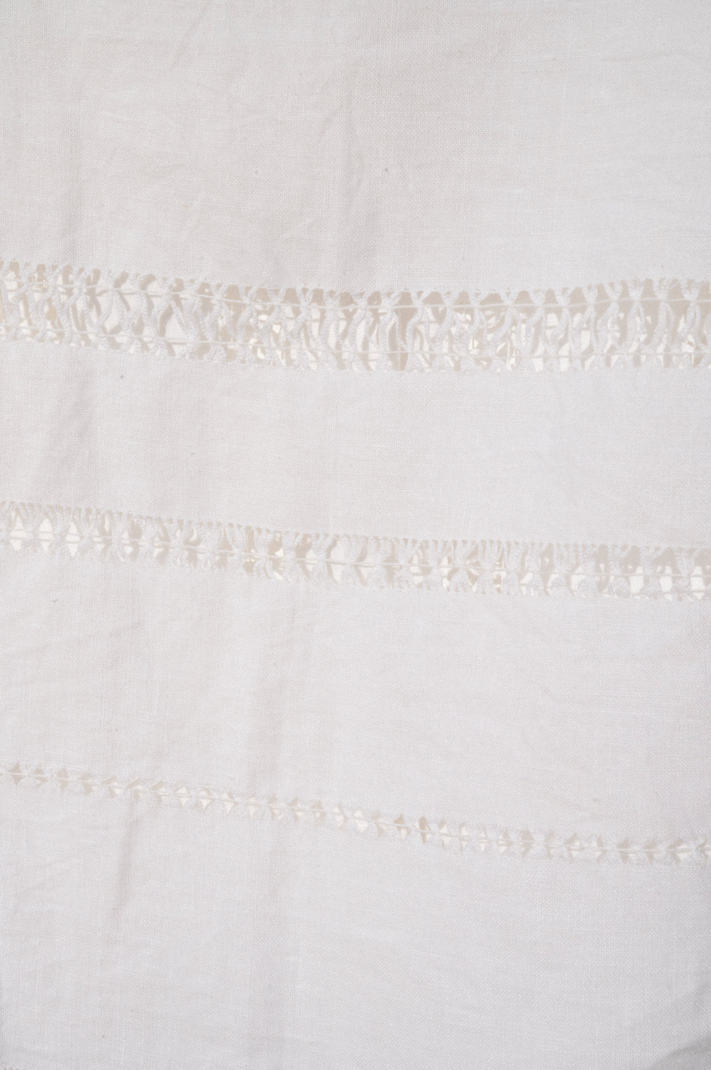 Zoe Sleeveless Shell - Openwork on Linen (L)