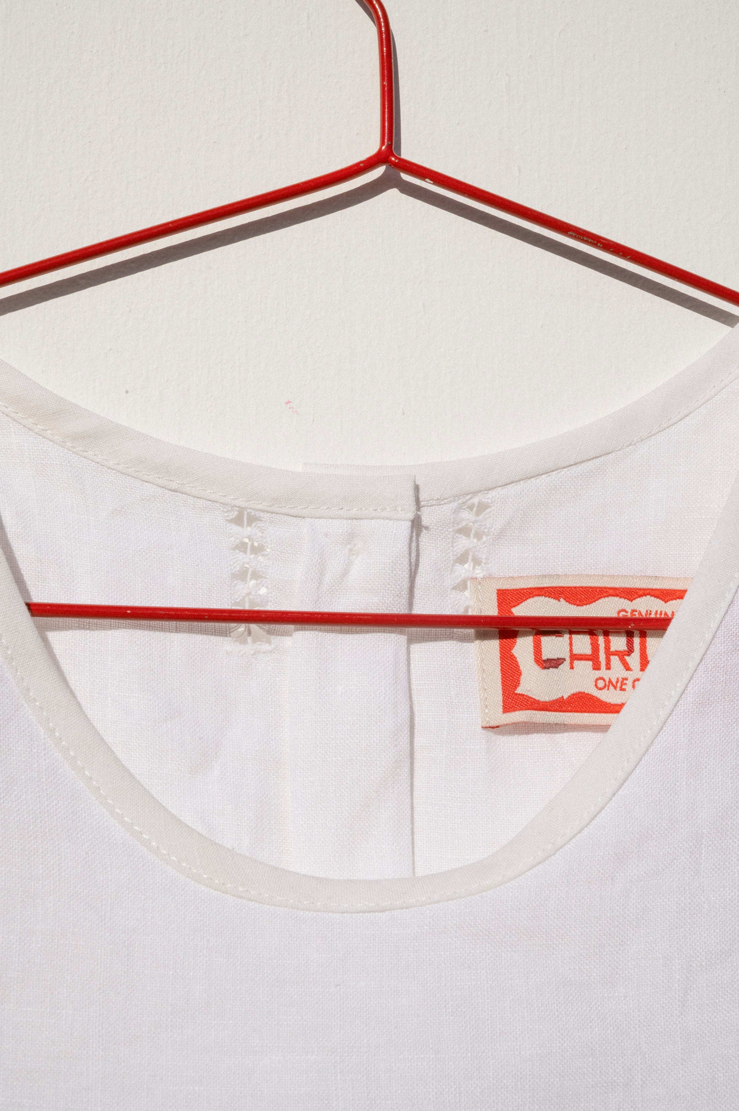 Zoe Sleeveless Shell - Openwork on Linen (L)