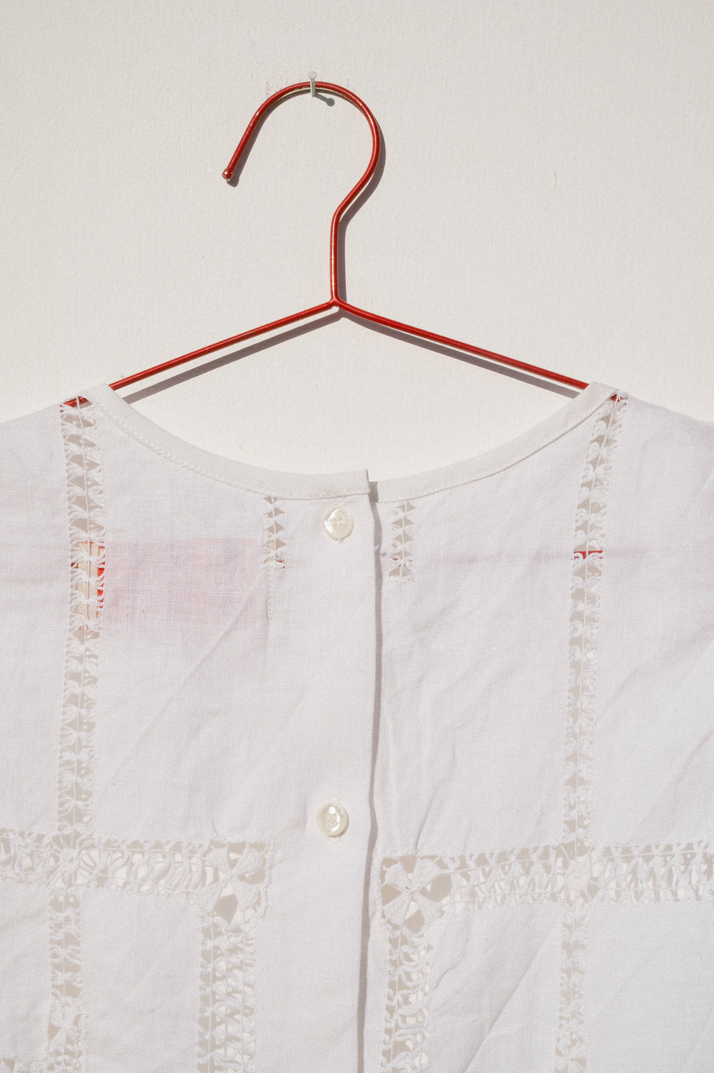 Zoe Sleeveless Shell - Openwork on Linen (L)