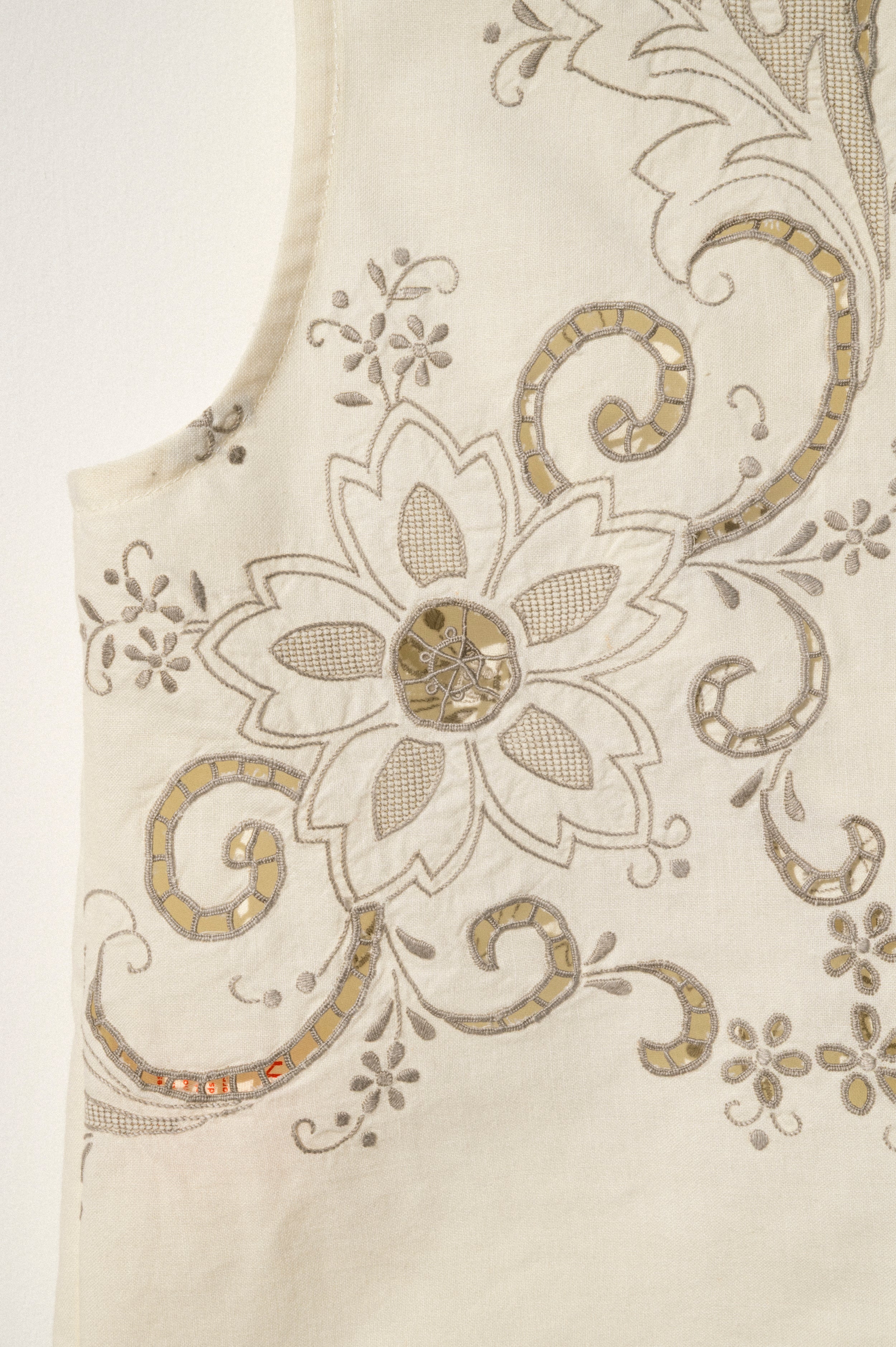 Zoe Sleeveless Shell - Scallop Hem (XS)