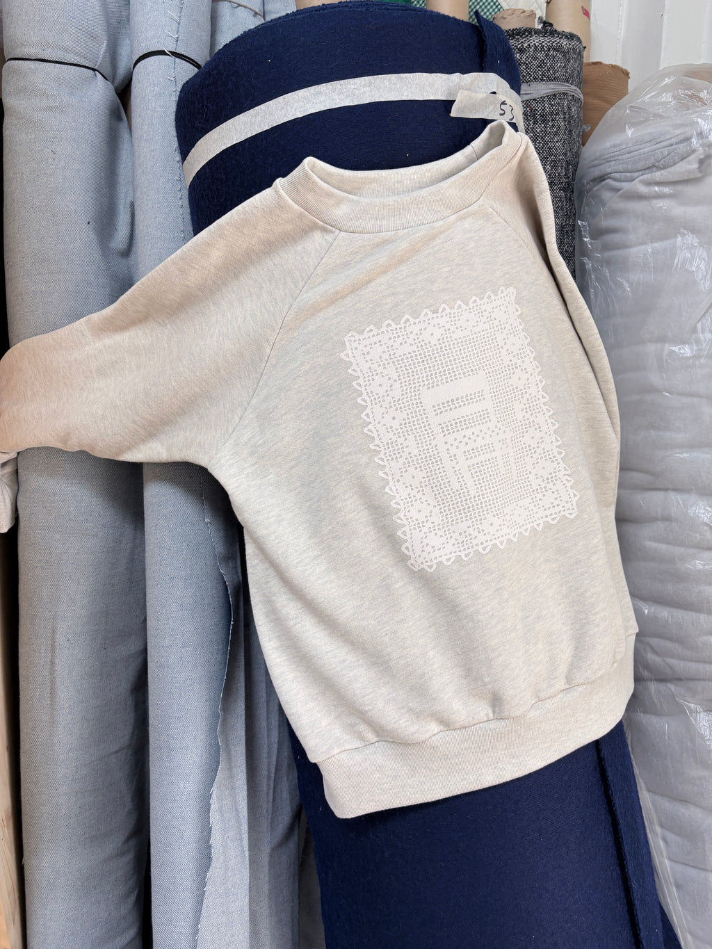 Rory Sweatshirt - Heather Doily
