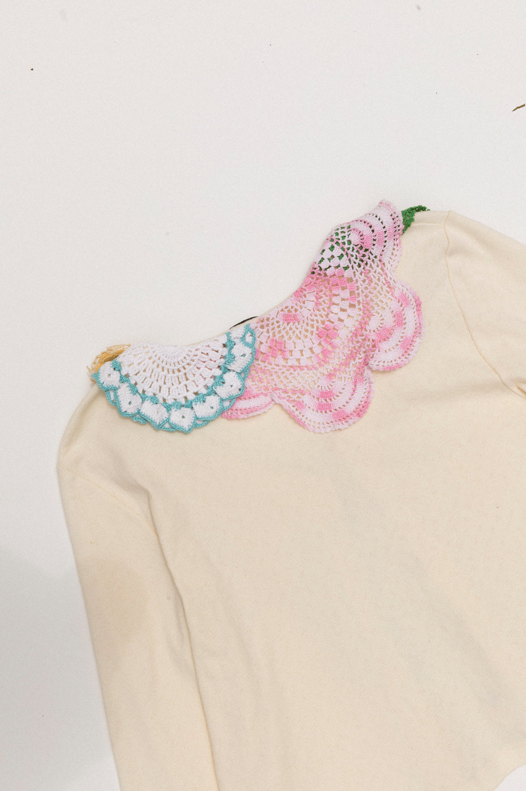 Doily Cardigan - Dragonfruit (Large)