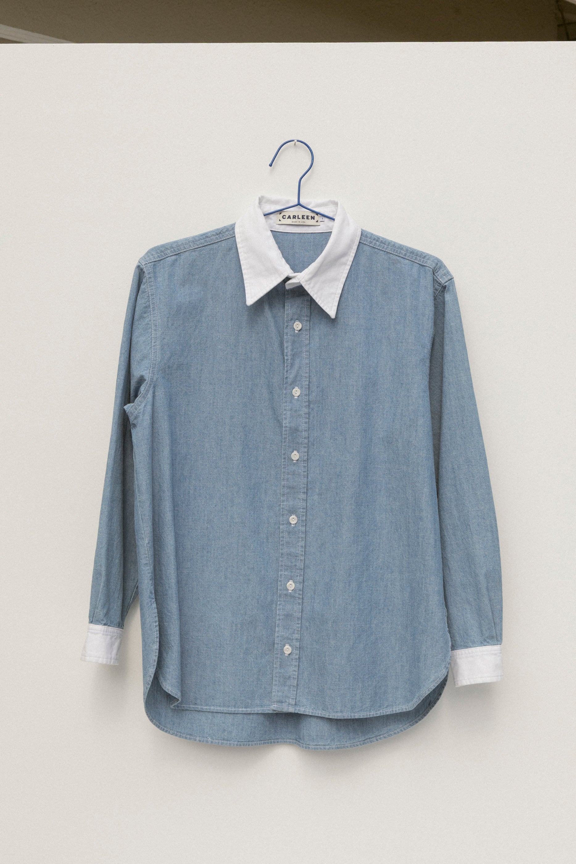 White Collar Chambray Shirt - Medium Wash Chambray